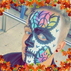 Meet your Posher, Wayne